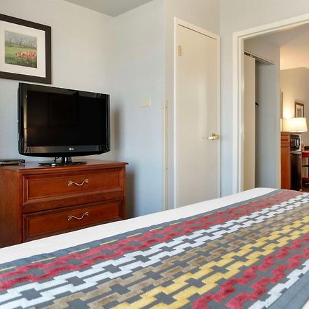 Best Western Executive Inn & Suites Wyoming Exterior foto